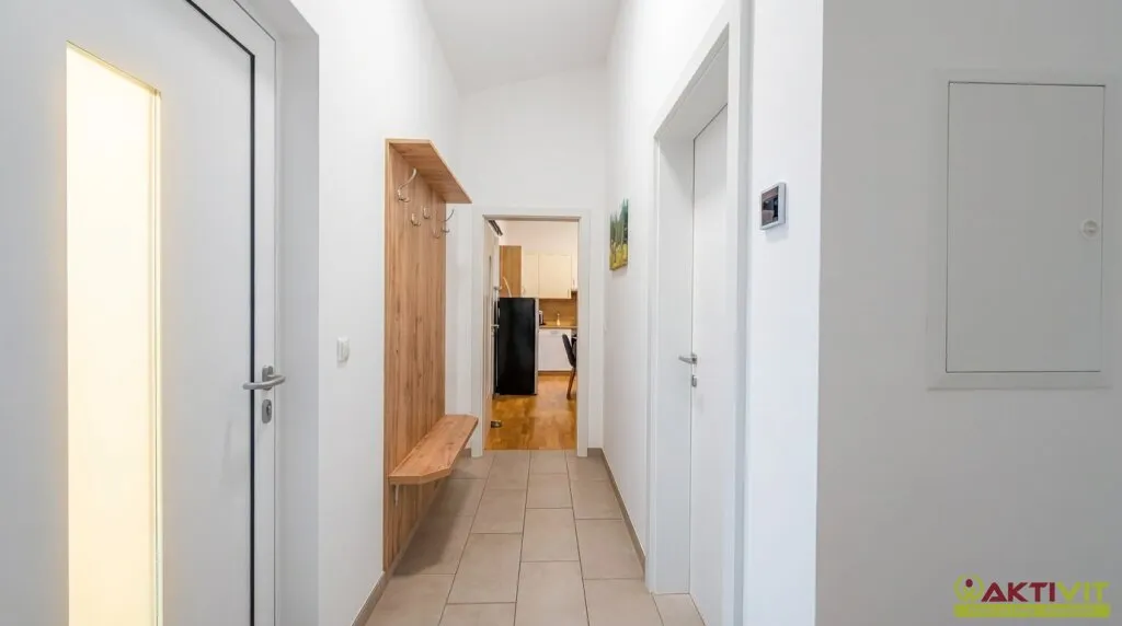 Moderne 3-Zimmer-Wohnung mit Balkon und Vollmöblierung in Gamlitz - ideal als Hauptwohnsitz, Zweitwohnsitz oder zur touristischen Vermietung - Ansicht 2