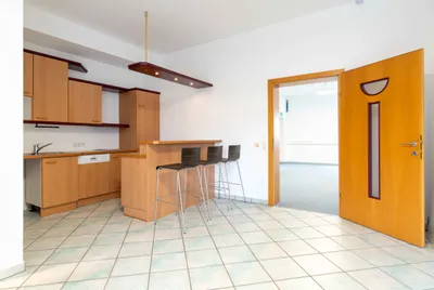 Gewerbeimmobilie mieten in Wels-Land – 63 m², € 1.574 – Bild 11 von 16