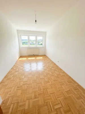 4-Zimmer-Wohnung kaufen in Vöcklabruck – 110,05 m², € 299.000 – Bild 4 von 9