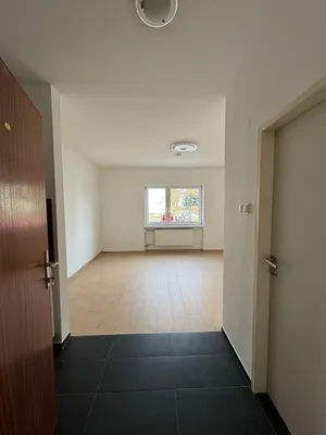 1-Zimmer-Wohnung mieten in Klagenfurt – 30 m², € 550 – Bild 2 von 5