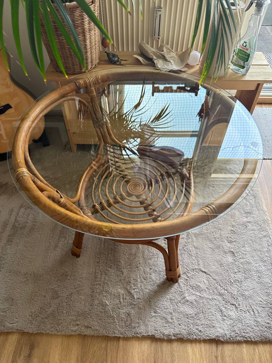 Runder Glastisch/ Glastisch rund Bambus,  18,- (2344 Maria Enzersdorf) -  willhaben