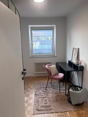Sofortbezug - Voll möblierte Wohnung (84m2) mit Balkon