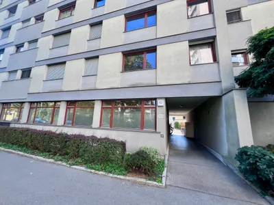 1-Zimmer-Gewerbeimmobilie mieten in Graz – 30 m², € 509 – Bild 8 von 8