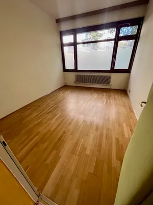 1-Zimmer-Gewerbeimmobilie mieten in Graz – 30 m², € 509 – Bild 3 von 8
