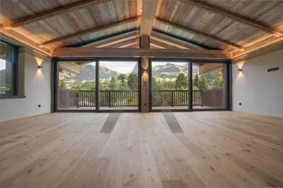 4-Zimmer-Haus kaufen in Kitzbühel – 230 m², € 2.975.000 – Bild 2 von 14