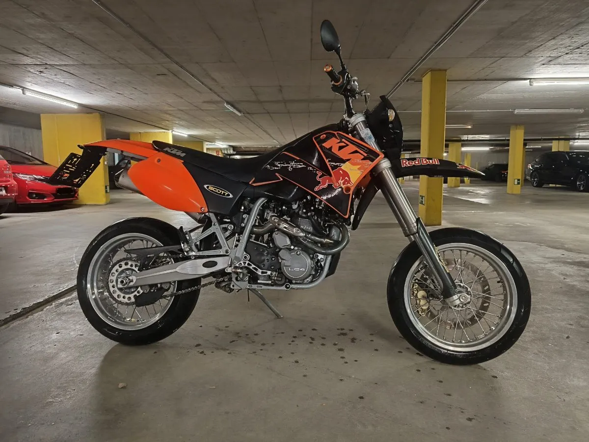 KTM 640