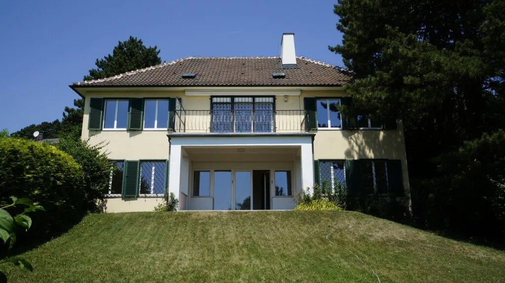 Exklusive Villa in Bestlage von Grinzing - Wohnen mitten in den Weinbergen, Wien