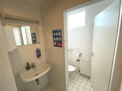 5-Zimmer-Gewerbeimmobilie mieten in Mödling – 130 m², € 1.288 – Bild 9 von 12