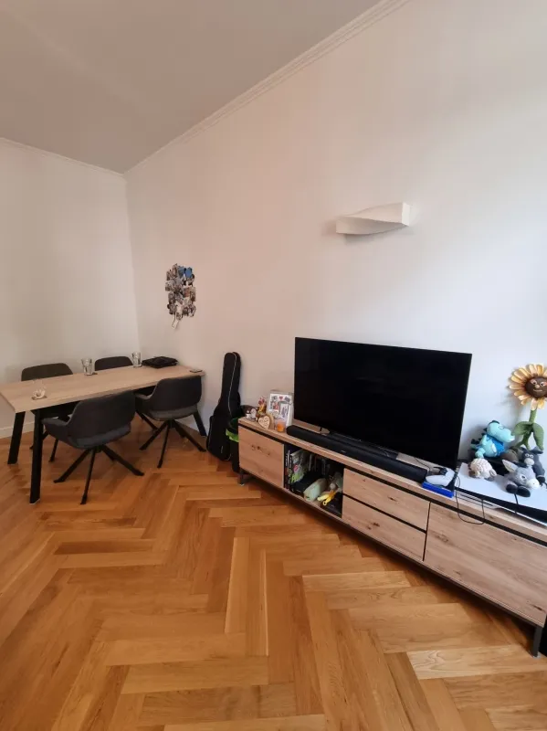 Stilvoller Altbau in Bestlage des 3. Bezirks - Vollmöblierte Eigentumswohnung mit hochwertiger Ausstattung - Ansicht 2