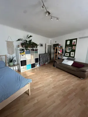 (reserviert) Helle 1-Zimmer-Wohnung nähe Karmelitermarkt – Bild 2