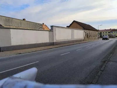 5-Zimmer-Gewerbeimmobilie mieten in Baden – 1 049 m², € 1.800 – Bild 7 von 7