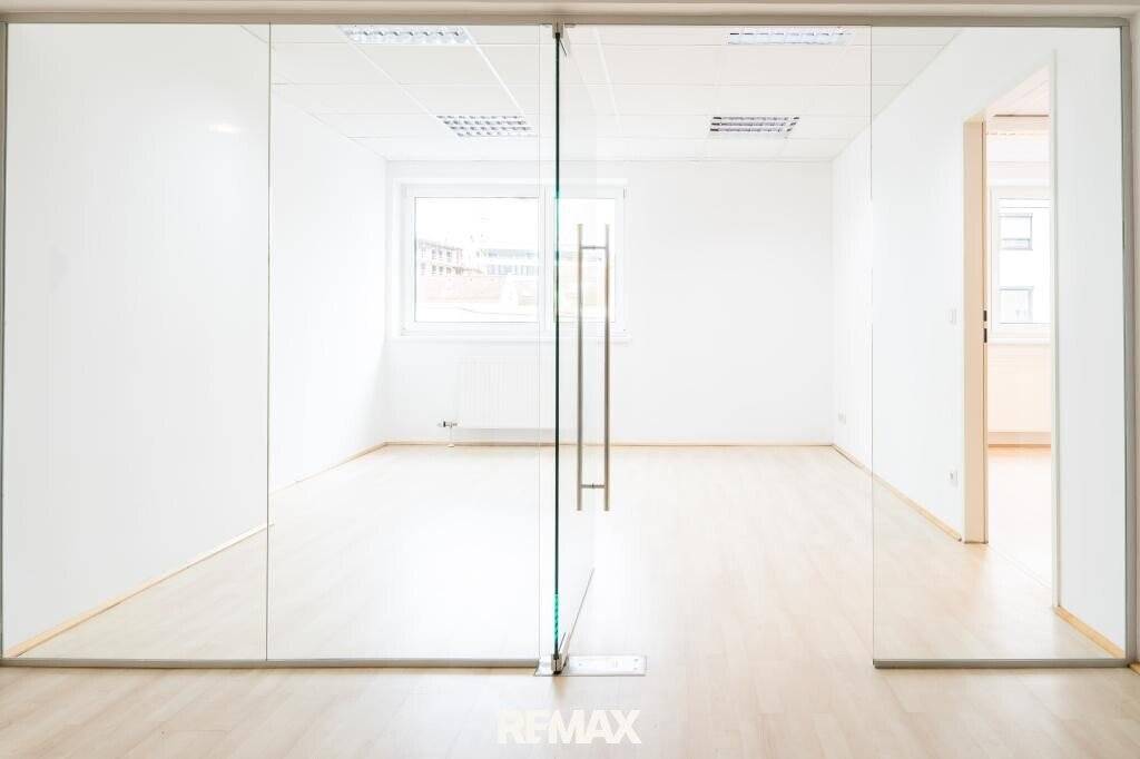Repräsentatives Büro nahe Innenstadt - mit drei Loggien, Linz