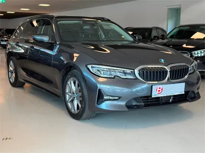BMW 3er-Reihe 330e PHEV xDrive Touring Aut.