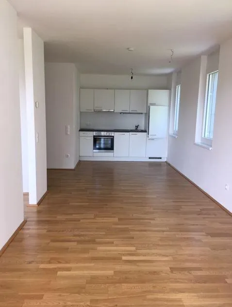 Ab 1.8. Moderne 1-1/2-Zimmer-Singlewohnung mit ca.10m² ostseitigem Balkon und Komplettküche - Ansicht 2
