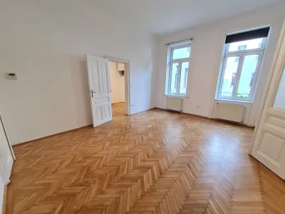 NÄHE NASCHMARKT u. U4 KETTENBRÜCKENGASSE! GROSSZÜGIGE 2 ZIMMER-ALTBAUWOHNUNG! – Bild 2