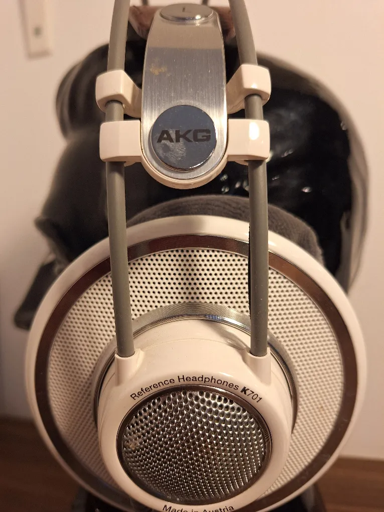 Used AKG K701 Headphones for Sale | HifiShark.com