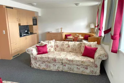 16-Zimmer-Gewerbeimmobilie kaufen in Innsbruck-Land – 356,37 m² – Bild 8 von 20