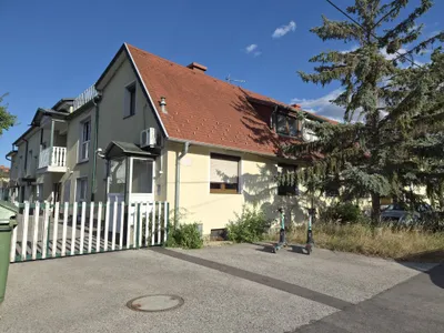 2-Zimmer-Wohnung mieten in Wiener Neustadt – 60 m², € 852 – Bild 2 von 12
