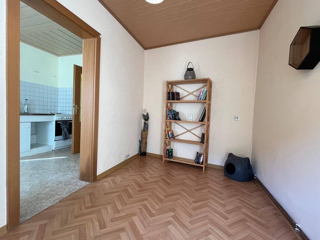 Leistbares Haus mit eigenem Weinkeller - ideal für Wien-Pendler | 89.000 EUR - Ansicht 2