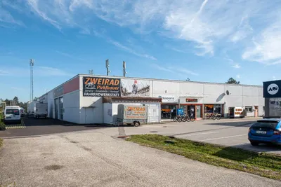 Gewerbeimmobilie mieten in Linz Land – 972 m²