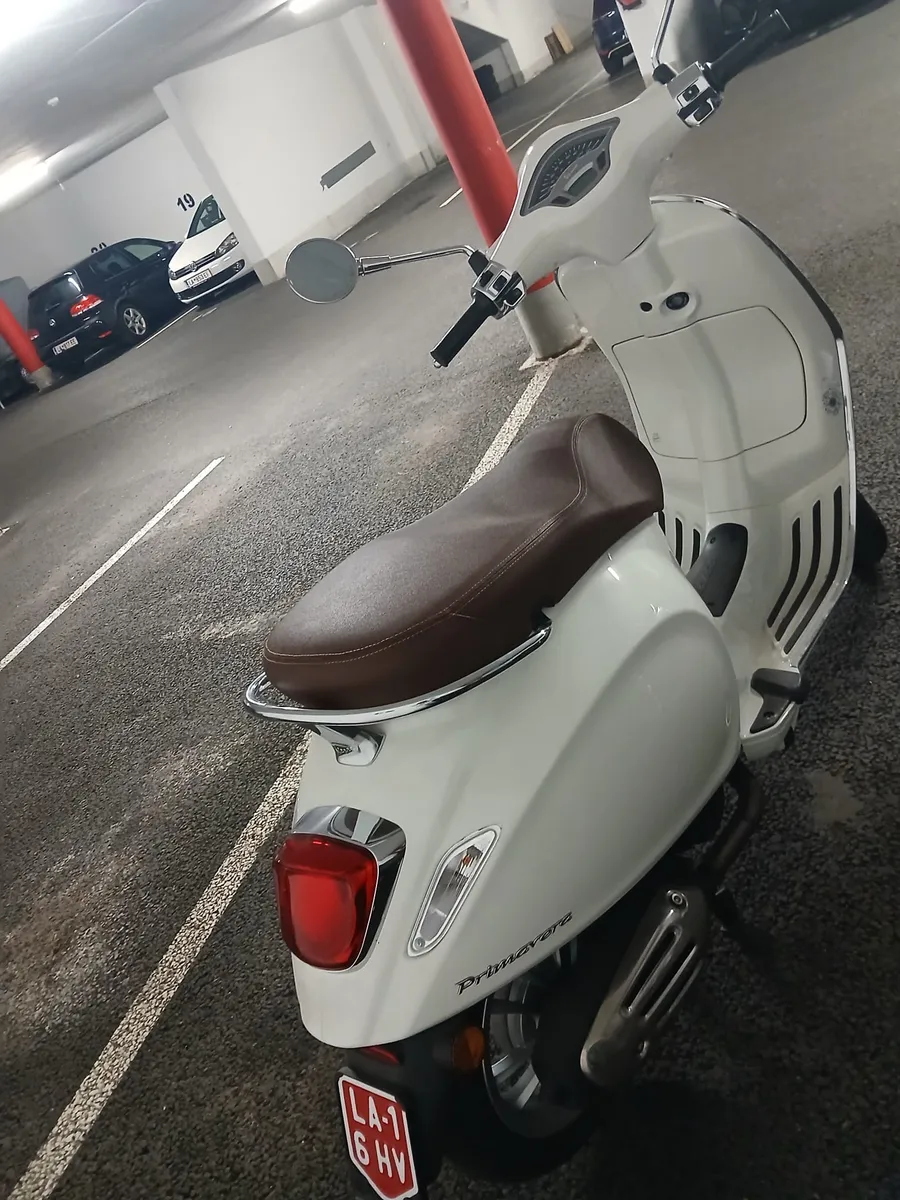 Vespa 125