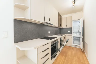 Nahe U4! Tolle 2-Zimmer-Wohnung mit Loggia und KFZ-Stellplatz im 15. Bezirk zu vermieten! – Bild 3