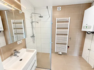 8-Zimmer-Gewerbeimmobilie kaufen in Gänserndorf – 232 m², € 339.000 – Bild 4 von 8