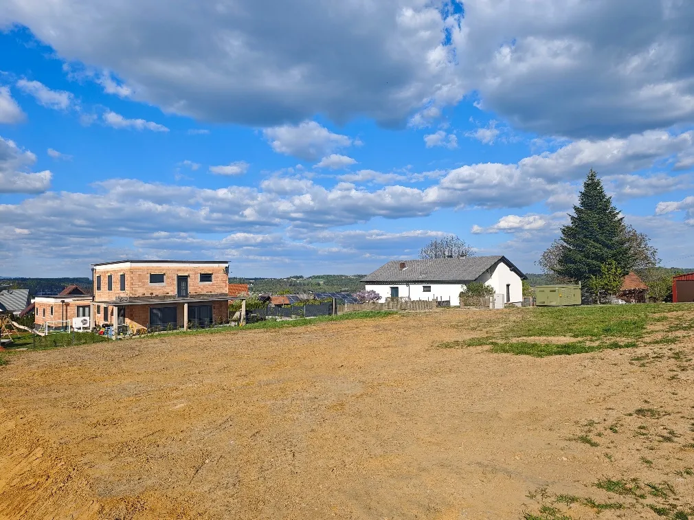Sonniges Baugrundstück (928 m²) in Ruhelage bei Gleisdorf - voll erschlossen, provisionsfrei - Ansicht 3