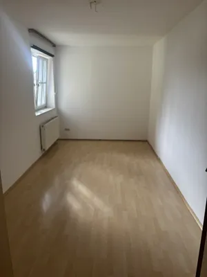 3-Zimmer-Wohnung mieten in Braunau am Inn – 95 m², € 860 – Bild 8 von 12