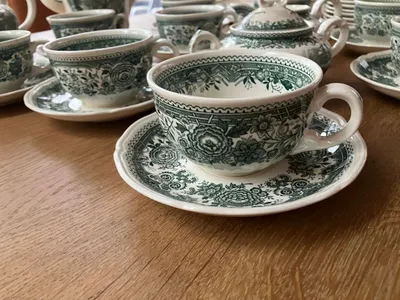 Geschirr Kaffee Tee Villeroy & Boch Burgenland grün, € 490