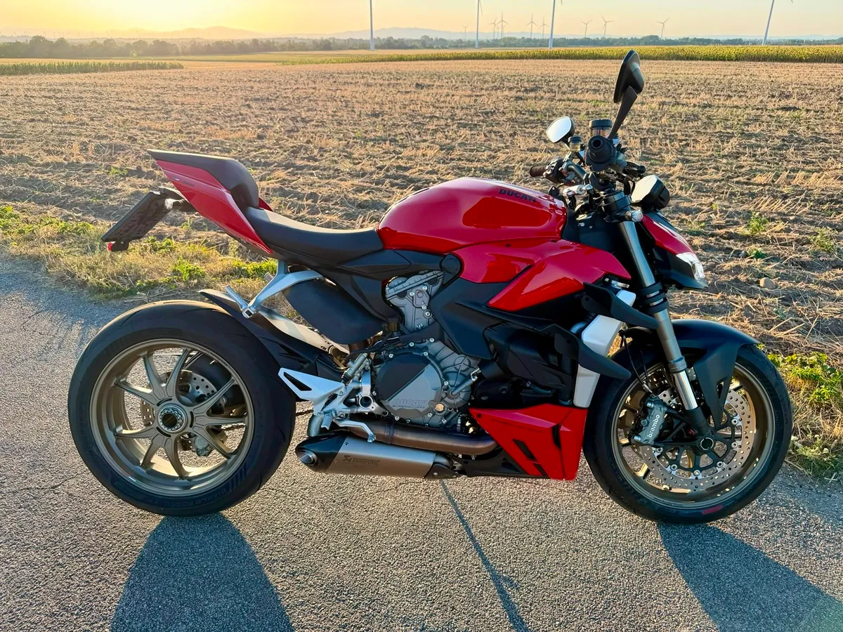 Ducati Streetfighter