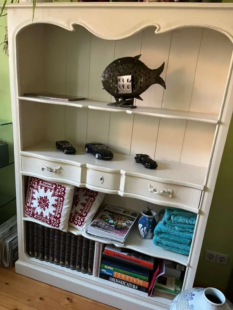 Vintage Vollholz Regal Anrichte Buffet Shabby Chic Vollholzregal Bücherregal, € 350,- (5161 Elixhausen)