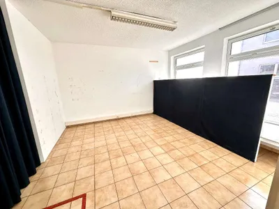 Gewerbeimmobilie mieten in Amstetten – 652 m², € 3.751 – Bild 15 von 23