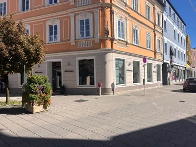 Gewerbeimmobilie mieten in Ried im Innkreis – 147 m², € 2.160