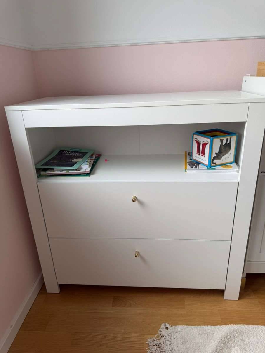 Kommode, Aufbewahrung, Schrank,  25,- (2603 Felixdorf) - willhaben