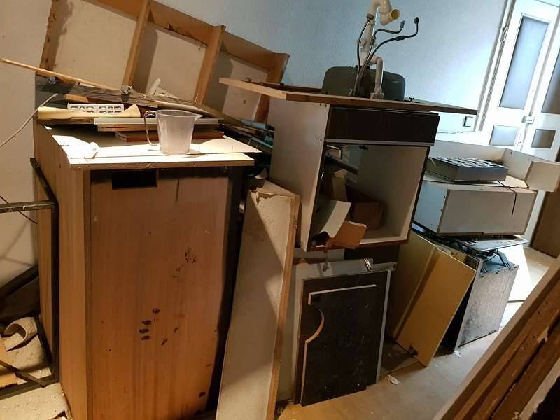 Räumung Entrümpelung Wohnungsräumung | Messie Räumung ...