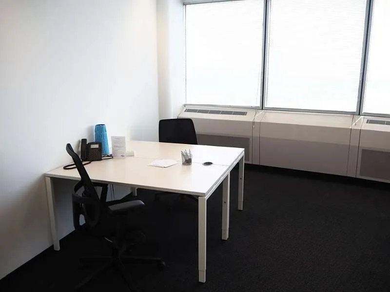 Regus Business Office im Millennium Tower - Ansicht 2