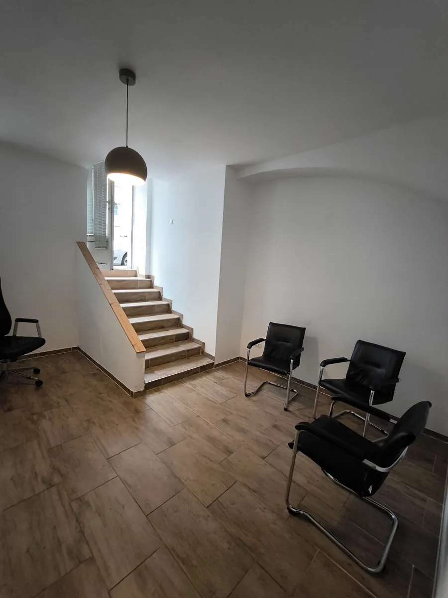 neu saniertes Atelier, Büro der Gemeinschaftsraum - Ansicht 2