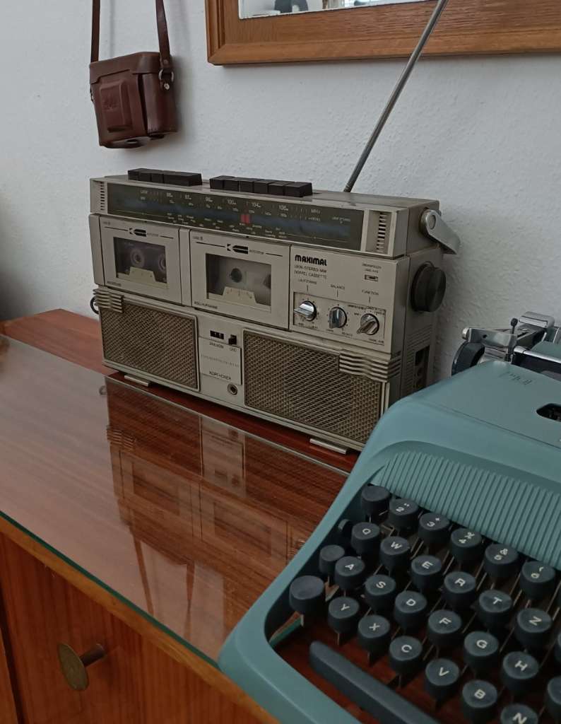 Maximal 4220 vintage Ukw Radio, € 22,- (8010 Innere Stadt) - willhaben
