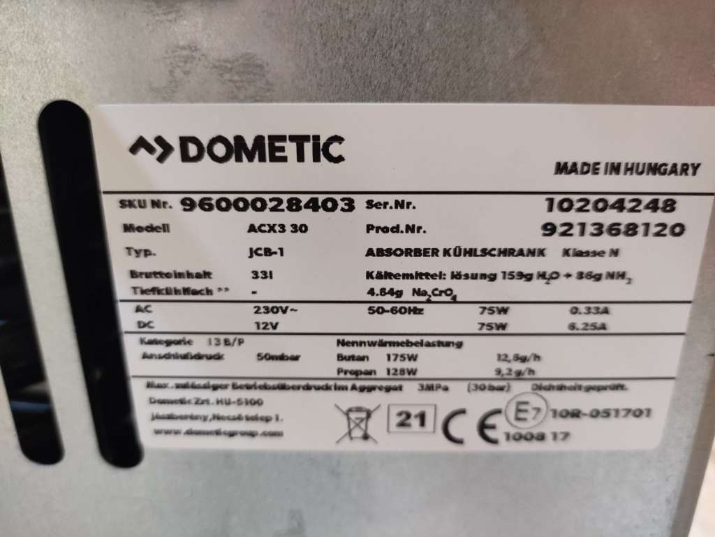 (verkauft) Dometic CombiCool ACX3 30 Absorber-Kühlbox, 33l, 12V/230V, 50mbar