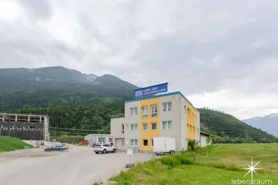 Gewerbeimmobilie mieten in Spittal an der Drau – 319 m², € 4.754 – Bild 2 von 28