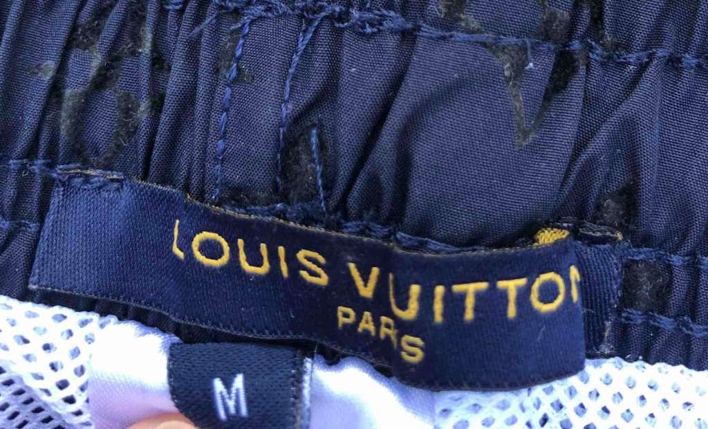 Louis Vuitton Badehose, € 850,- (1150 Wien) - willhaben