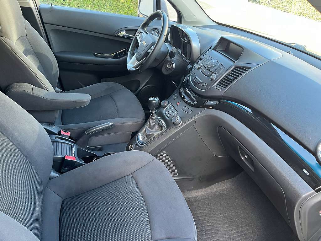 Chevrolet Orlando 130 PS # 7-Sitzer # AHK # Parksensoren vorne