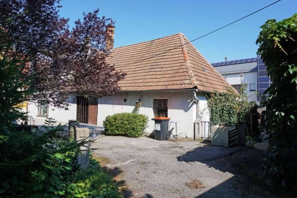 Wohnhaus mit Geschäftslokal, Garage und Garten im Zentrum von Maria Anzbach – pohled 3