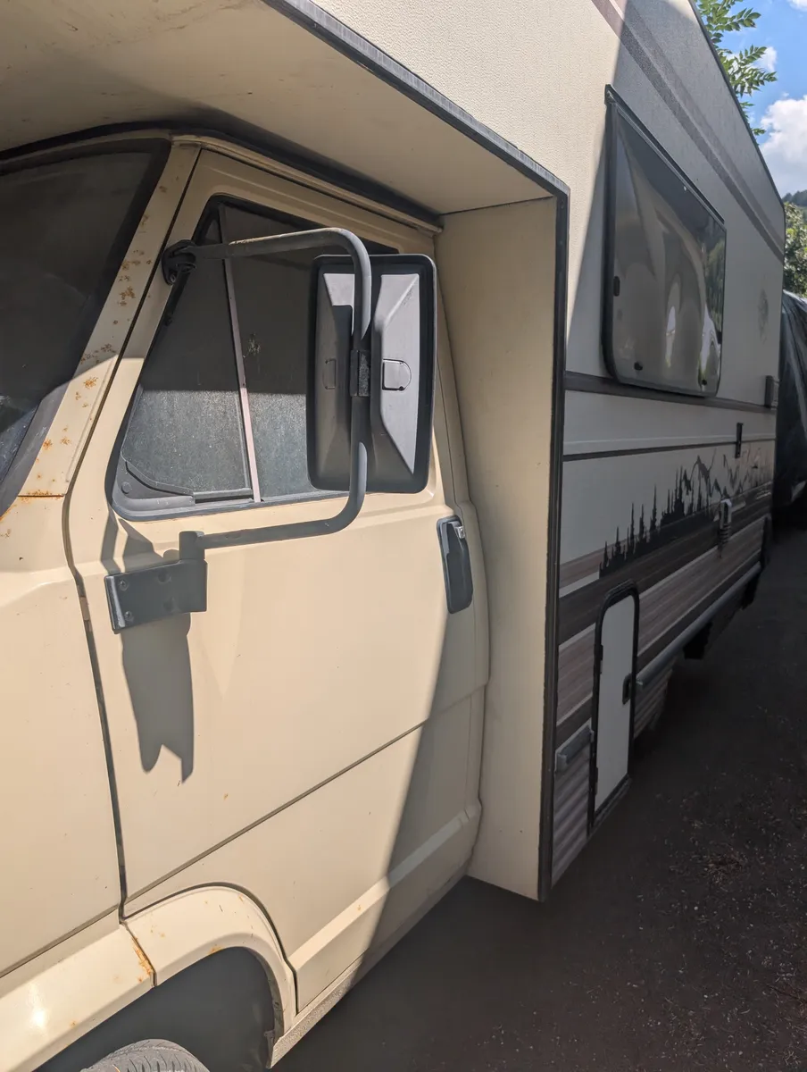 Fiat Ducato Vollintegriertes Wohnmobil