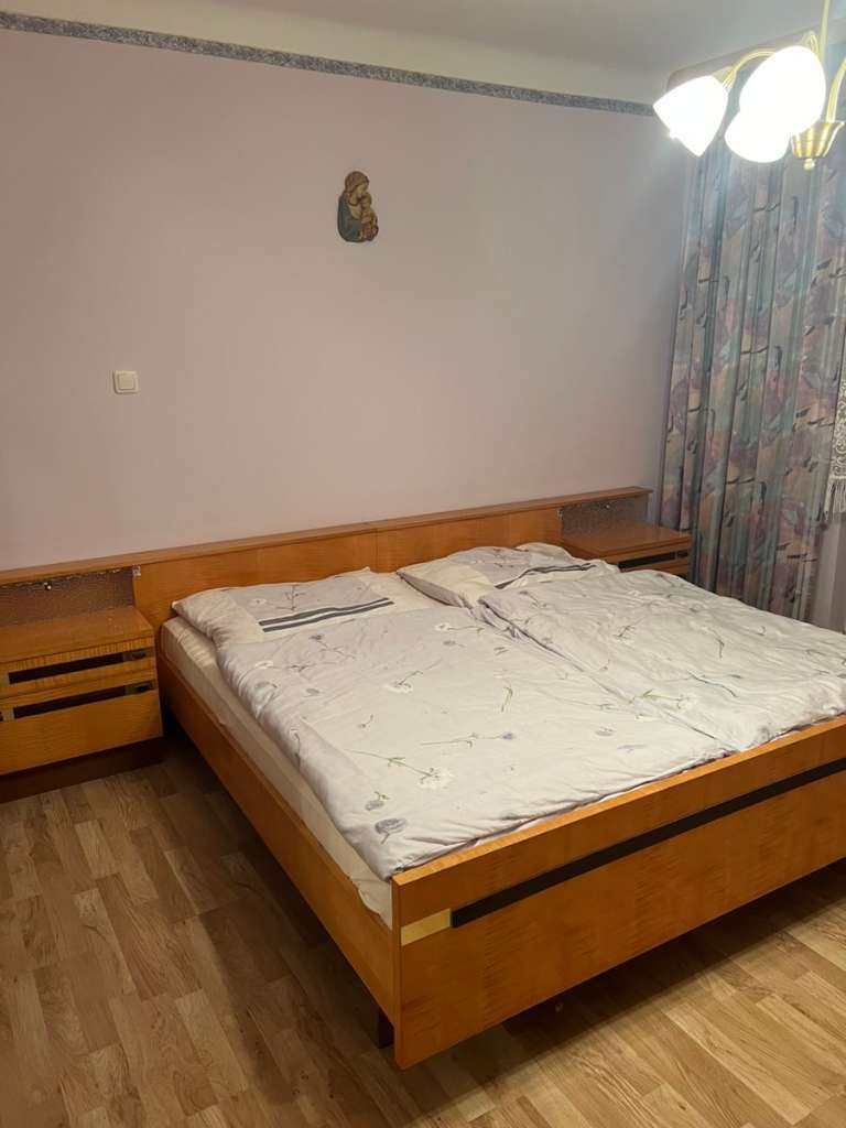 schlafzimmer zu verschenken, € 0,- (3134 theyern) - willhaben