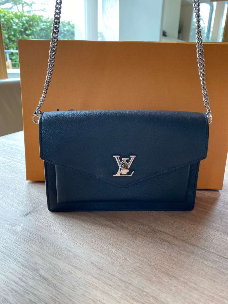 Louis Vuitton Trocadero Empreinte, € 1.800,- (2512 Tribuswinkel) - willhaben