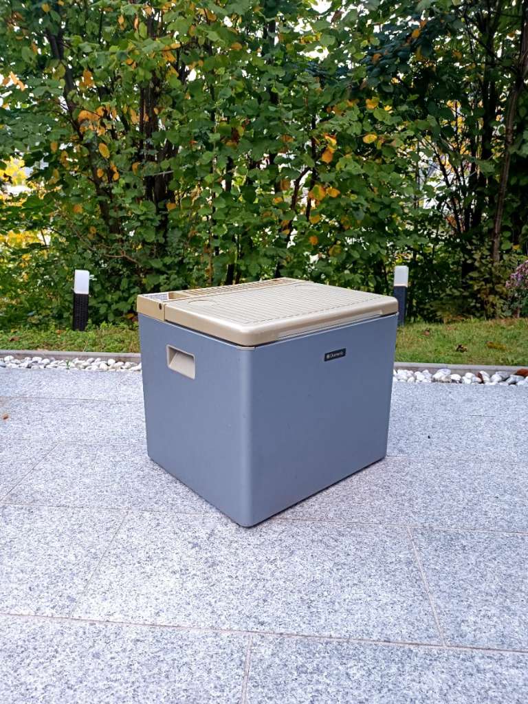 (verkauft) Dometic Absorber Kühlbox 12V/ 220V/ Gas