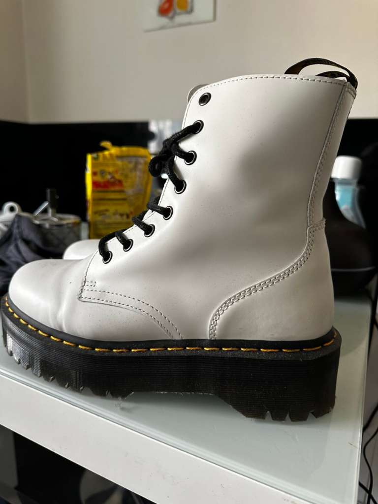 Dr martens hotsell grösse 41