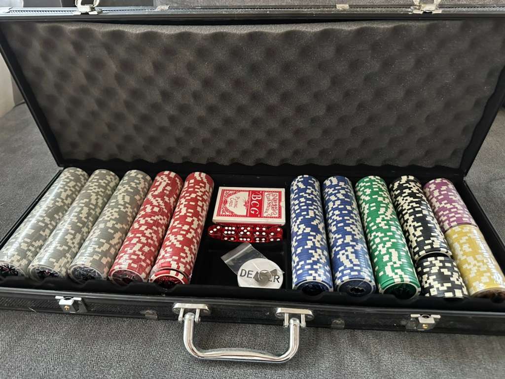 Pokertisch kaufen - willhaben